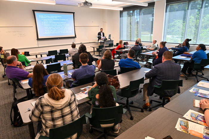 Summit participants attended the breakout sessions on advising and helping students transfer colleges.